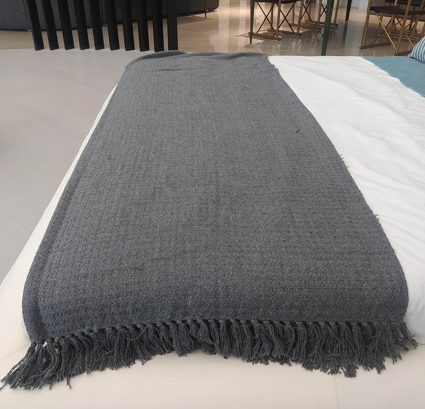 Bedding Scarf саарал ноосон цацаг
