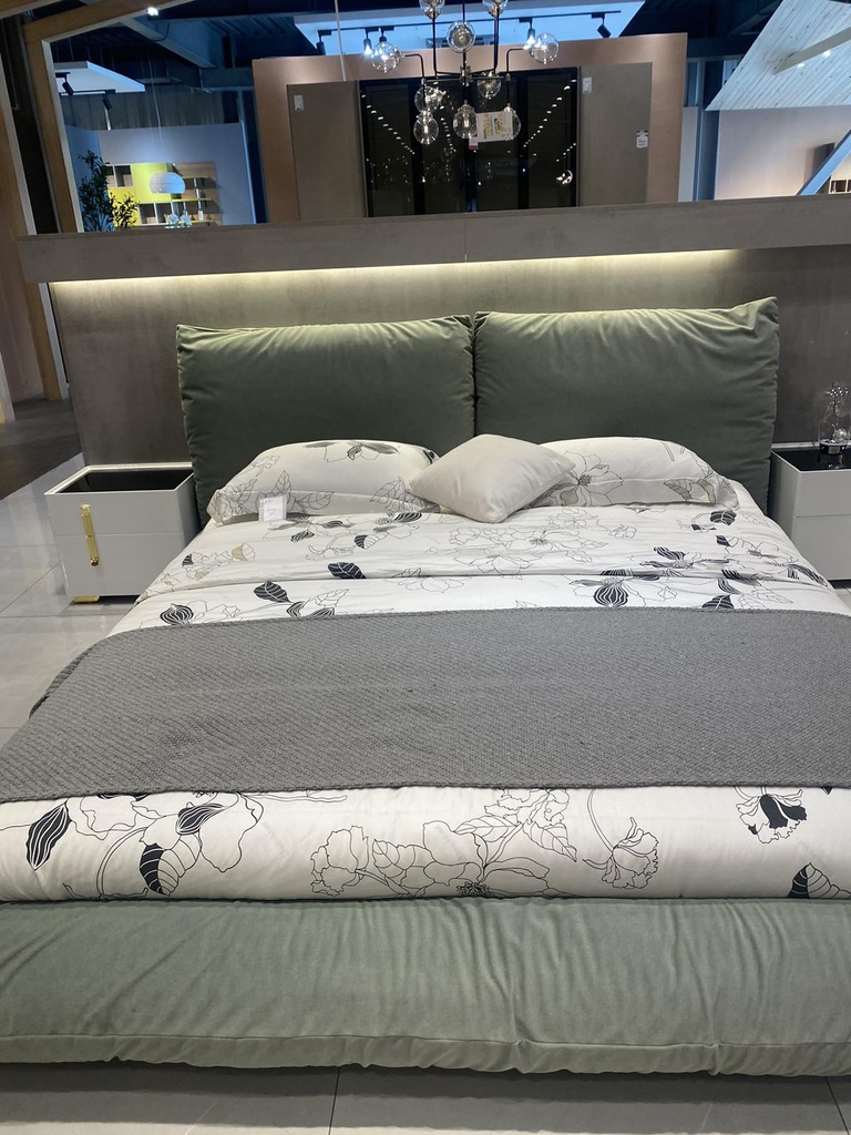 Bedding (180*200) 7хос 2 дэр хөнжил цагаан даавуун хар судалтай