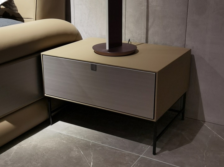 NIGHT STAND