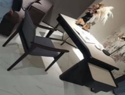 [Y256#] OFFICE CHAIR